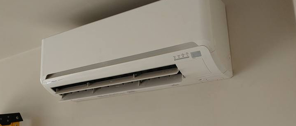Domestic airconditioning unit